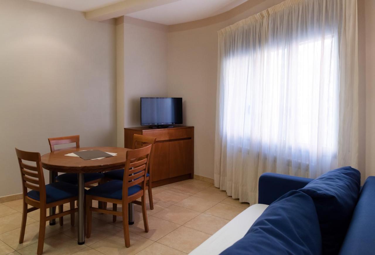 Aparthotel Iceberg Sant Julià de Lòria Zewnętrze zdjęcie